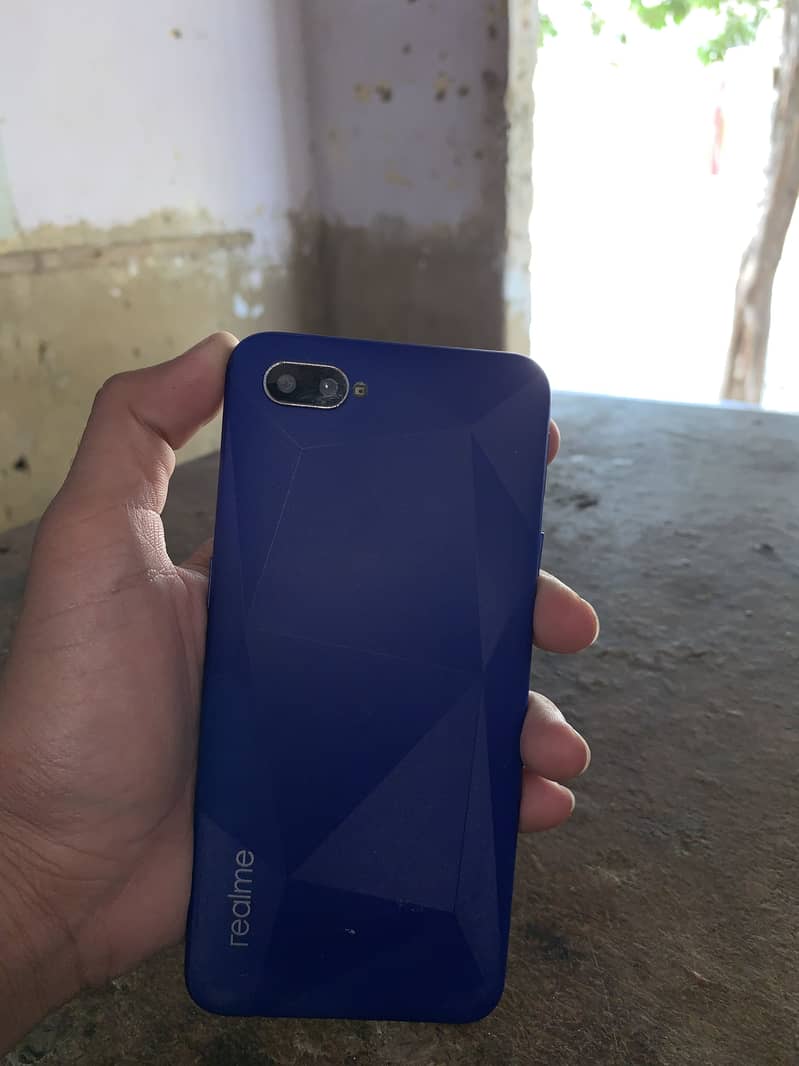 Realme C2 4