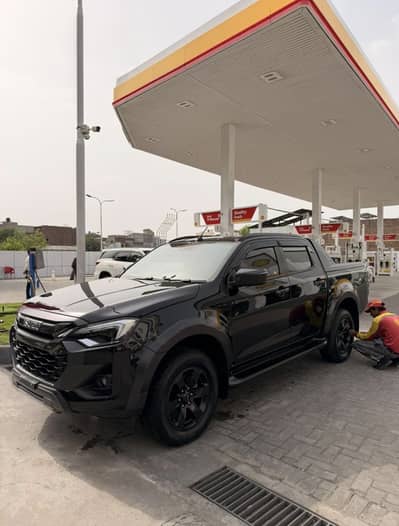 Isuzu D-Max 2025
