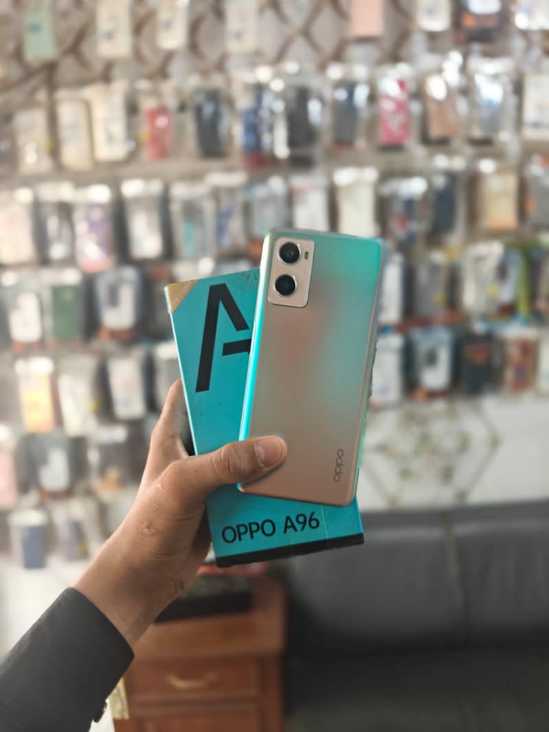 OPPO A96 0