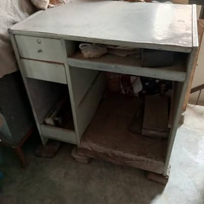 Computer Table