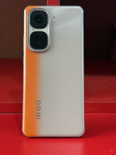 Vivo iQOO Neo10