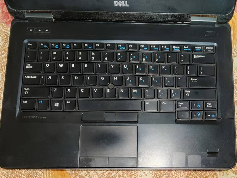 DELL latitude E5440 2