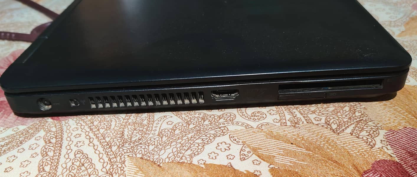 DELL latitude E5440 3