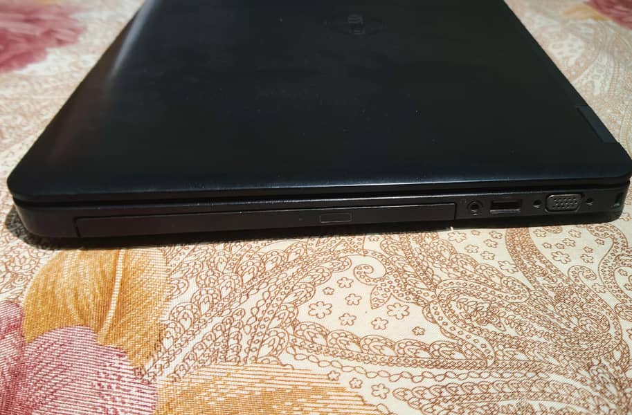 DELL latitude E5440 4