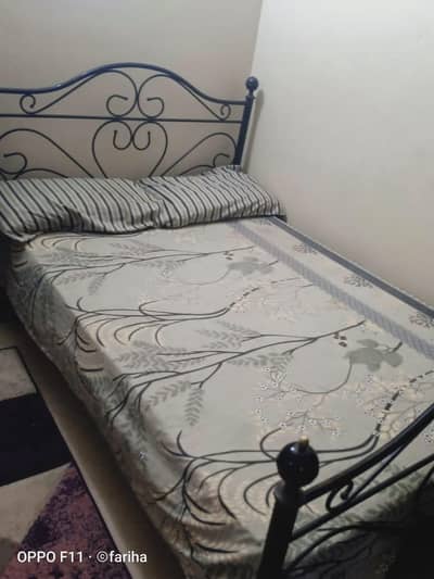 iron bed