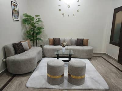 6 seater sofa with pillows