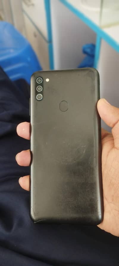 Selling Samsung M11 Non PTA Mid Condition
