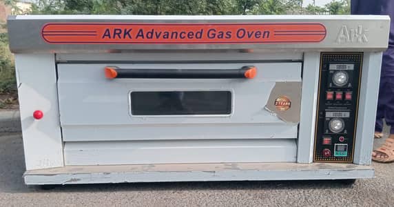 glass and electric oven like new