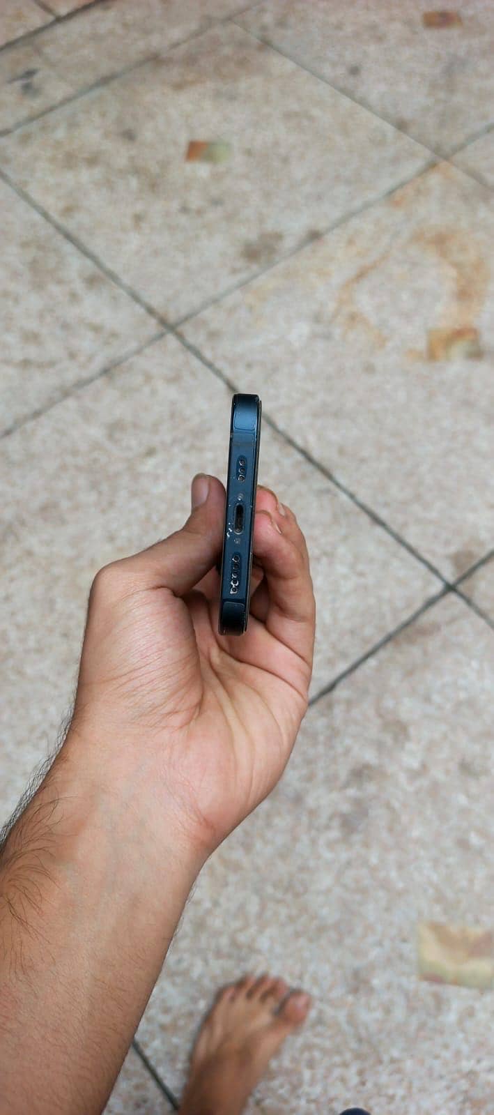 Apple iPhone 13 7