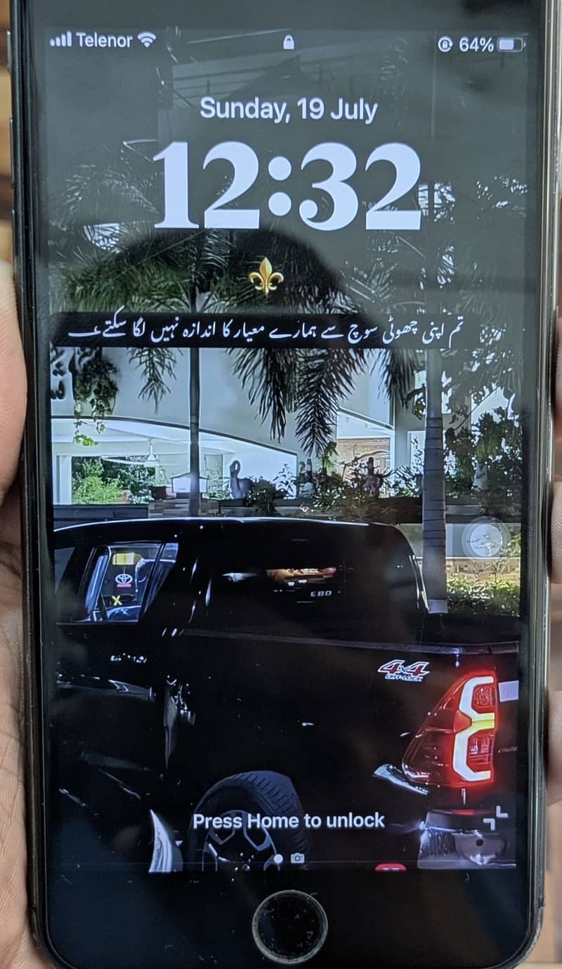 Apple iPhone 8 Plus 2