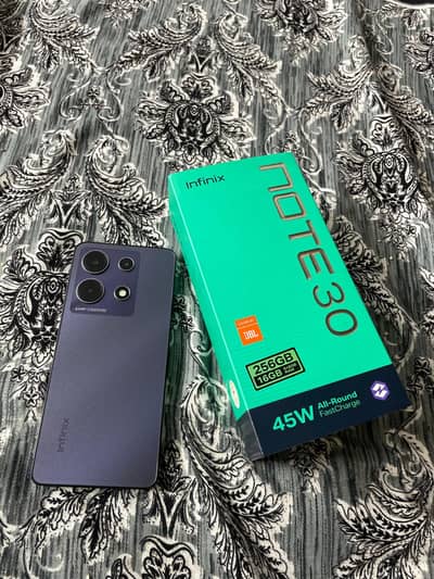 Infinix Note 30