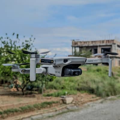 Dji mavic mini with complete accessories