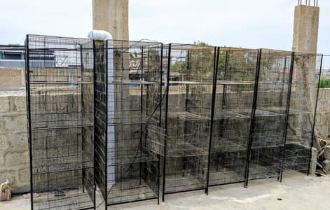 6 Piece Bird Cages Setup For Sale With Excellent Condition