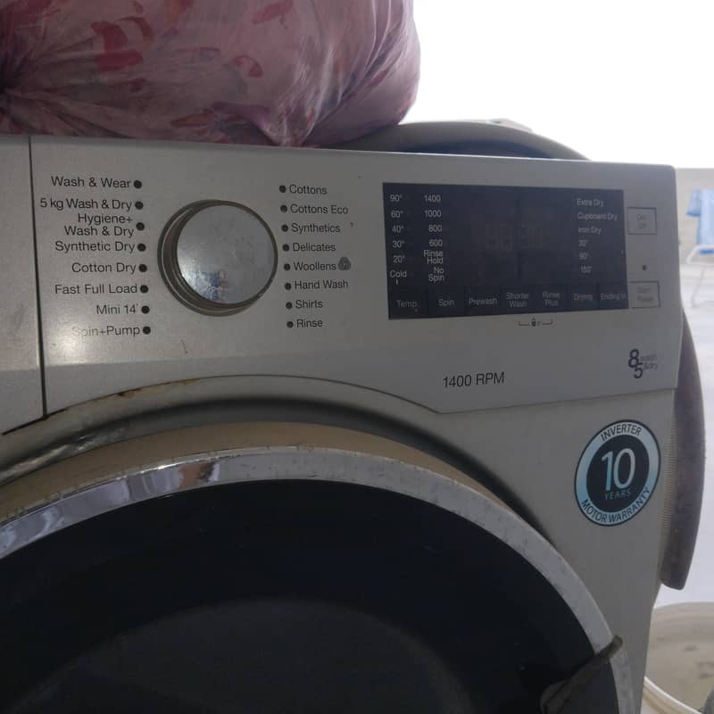 Fully Automatic Front Loaded Washing Machine 2