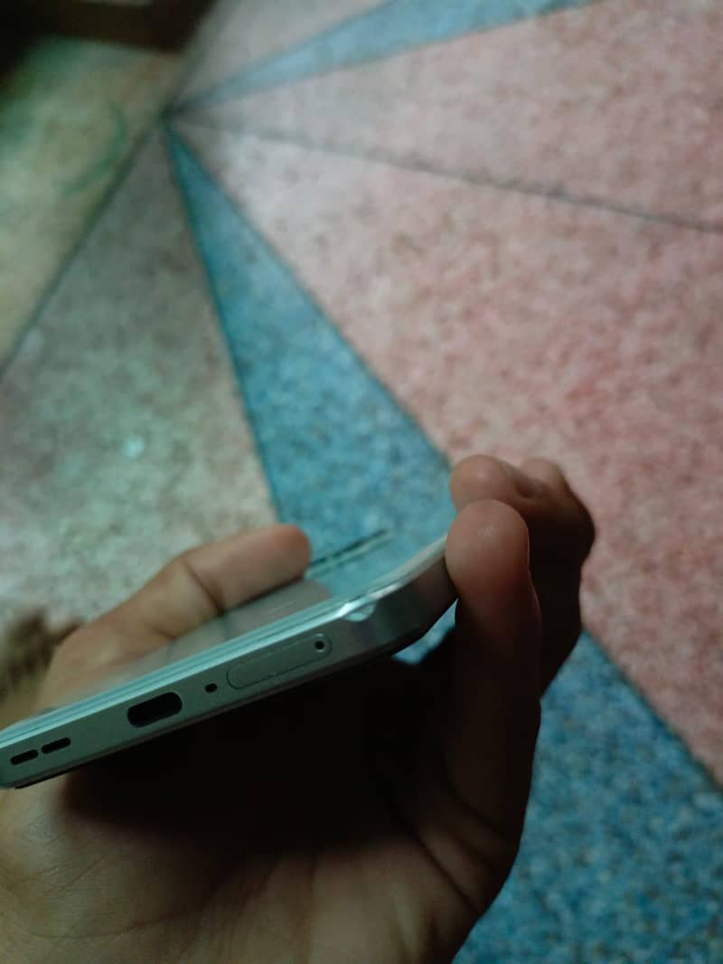 One Plus Ace 2V 2