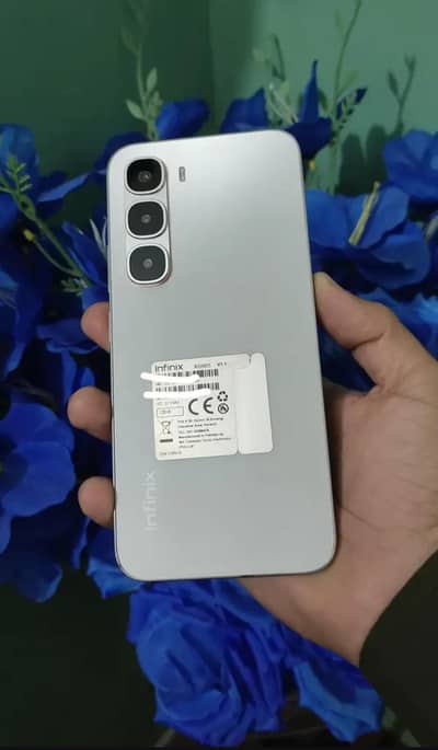Infinix Hot 60 Pro complete box with warranty 10/9.5 condition