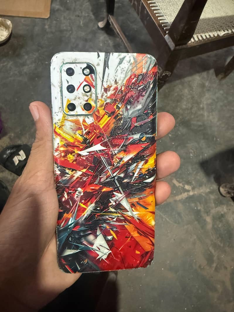 one plus 8t 1