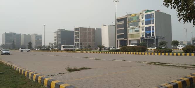 32 MARLA COMMERCIAL PLOT FOR SALE