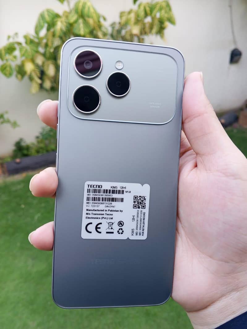 Tecno spark 40 8