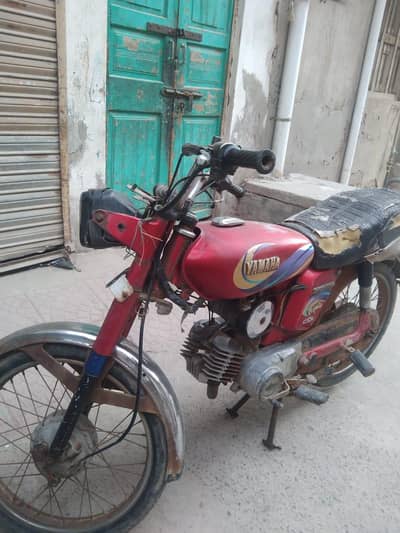 Yamaha YB 100