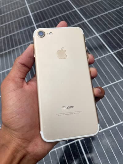 Apple iPhone 7 battery health 100