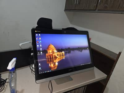 accer 24 all in one touchscreen