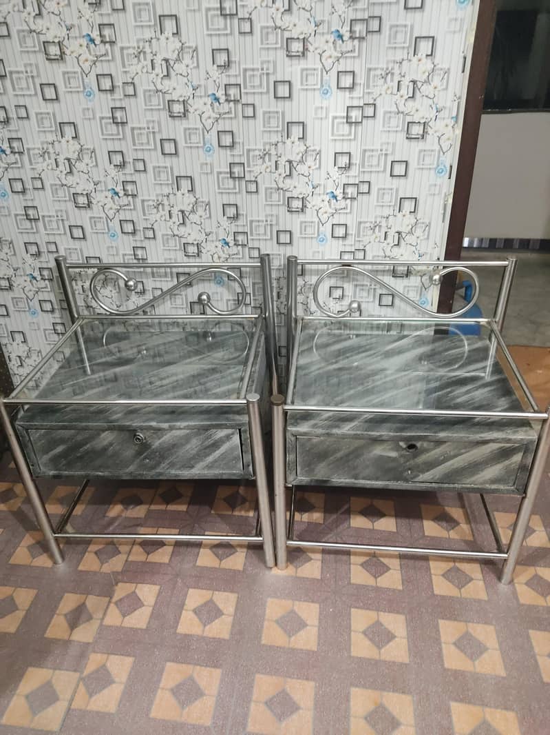 Dressing table 2