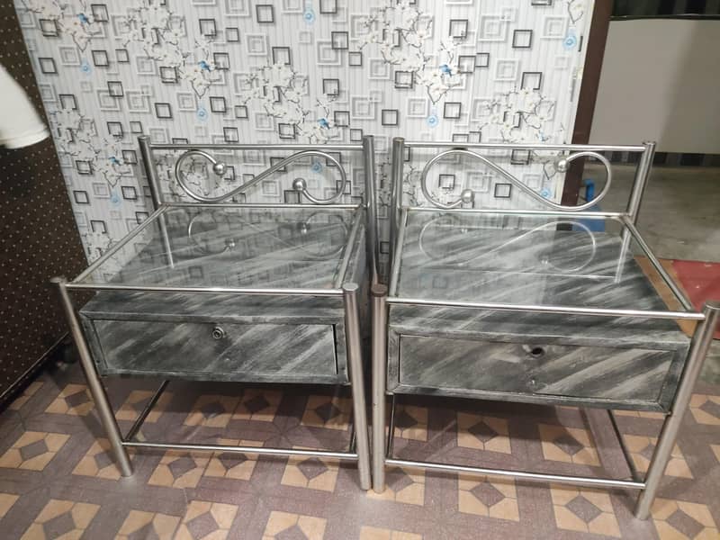 Dressing table 3