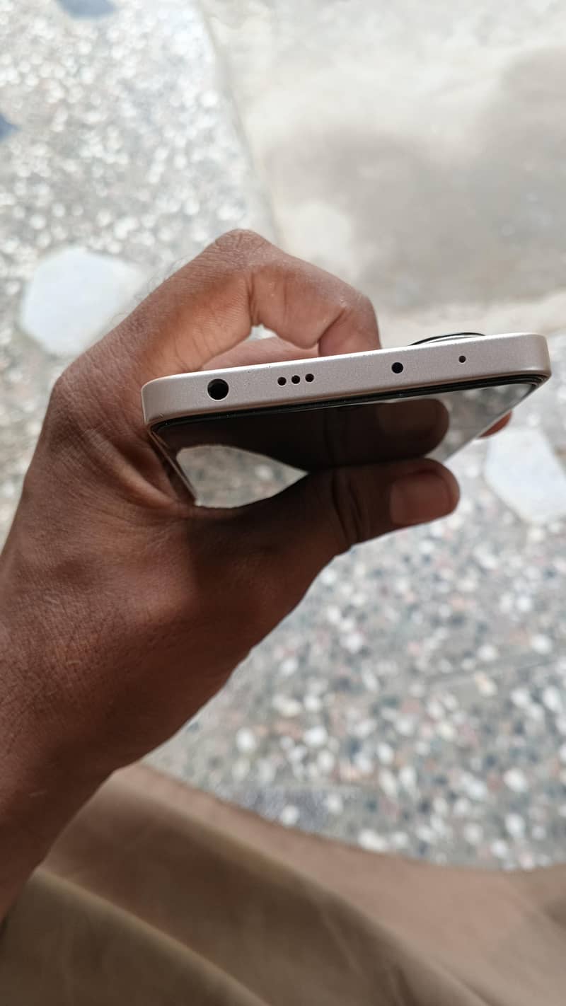 Redmi Note 13 4