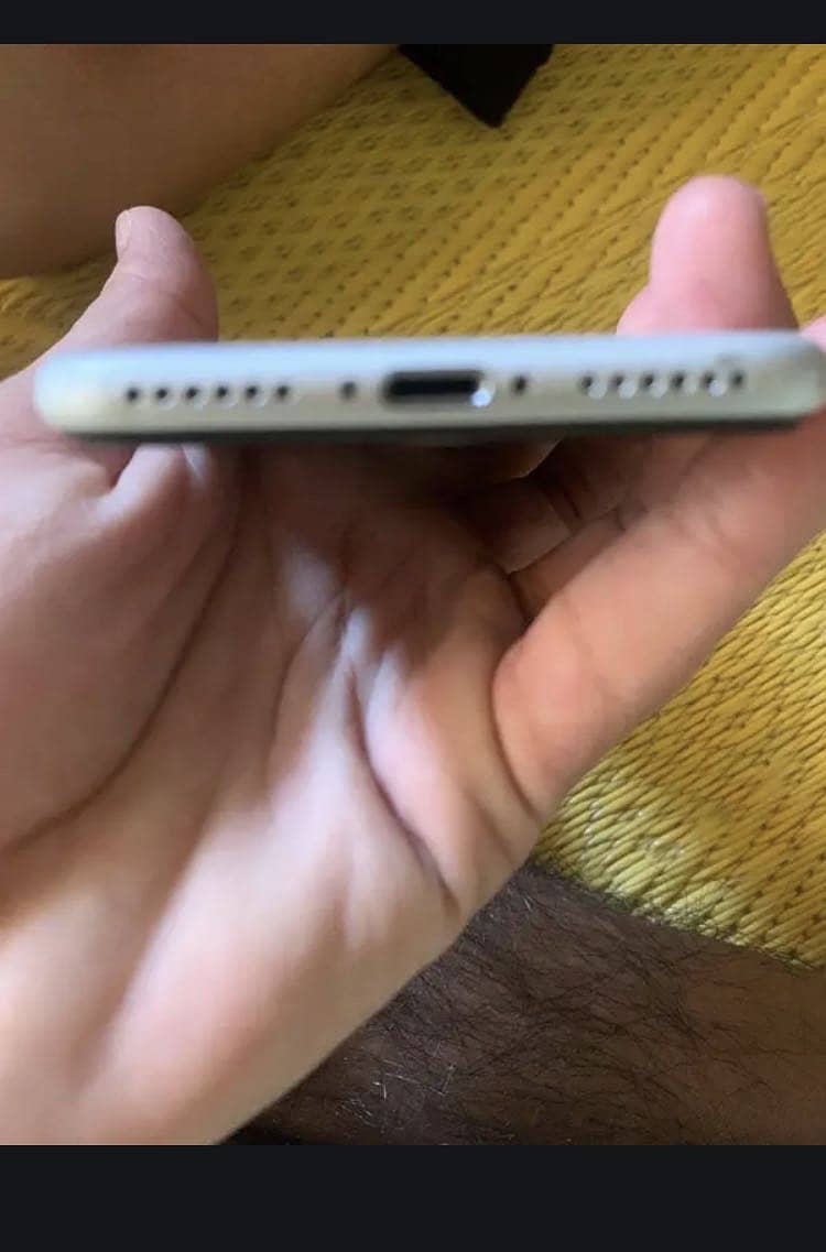 Apple iPhone 2