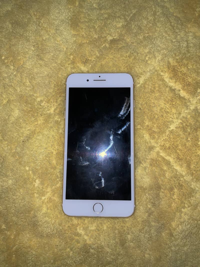 Apple iPhone 7 Plus 3