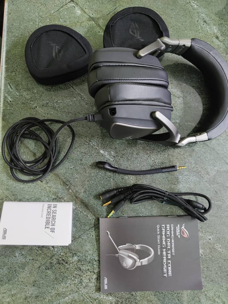 ROG DELTA CORE HEADSET 0
