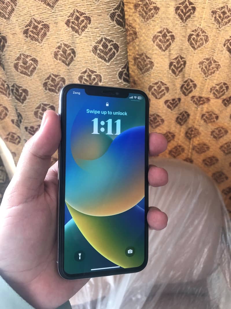 Apple iPhone X 0