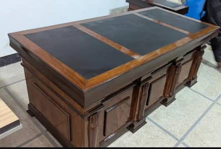 Office Table For managers or Boss big size best for Offices