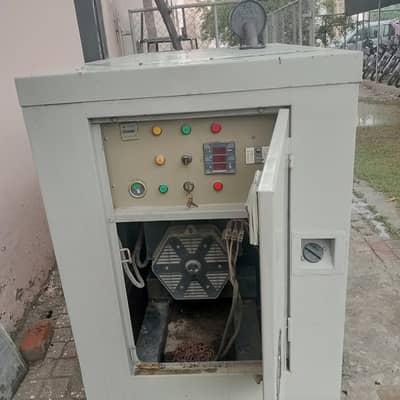 Prado Engine 32 KVA
