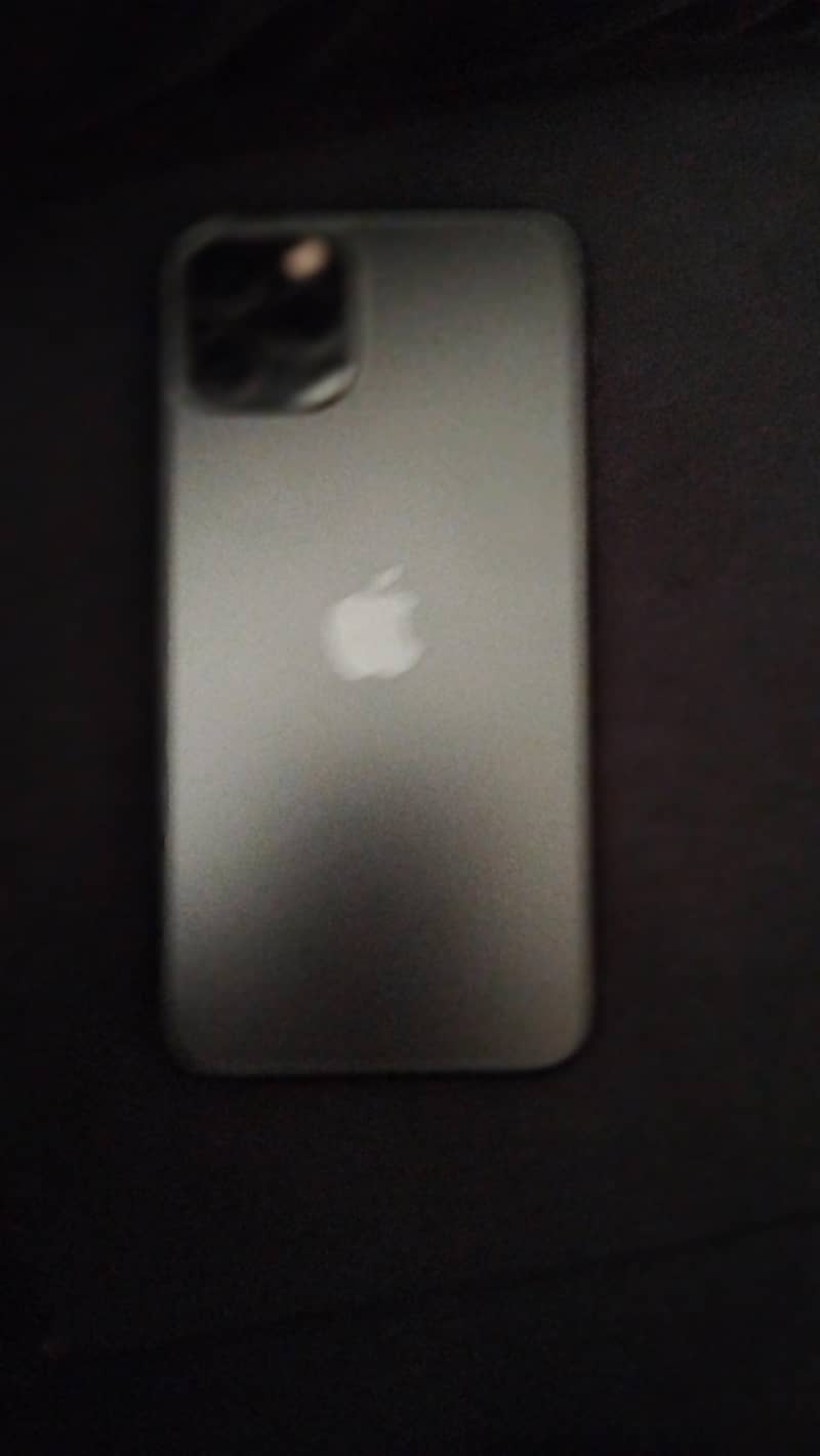 Apple iPhone 11 Pro 1