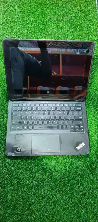 Lenovo ThinkPad Yoga /Intel Core  M 5 Gen / 8 GB RAM / 128 GB SSD