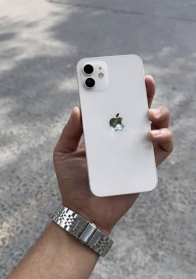 Apple iPhone 12