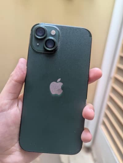 Apple iPhone 13