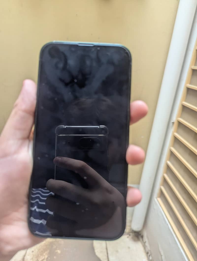 Apple iPhone 13 1