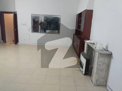 Executive 2-Bed Upper Portion in F-8 | Ideal for Professionals