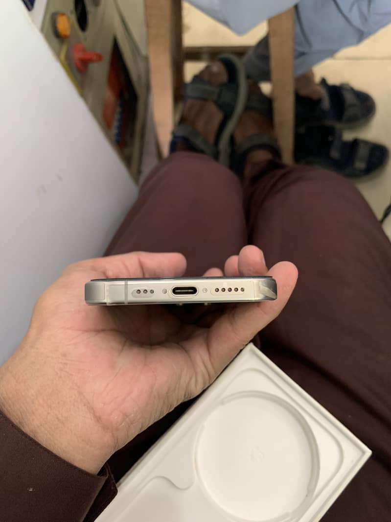 Apple iPhone 15 Pro 5