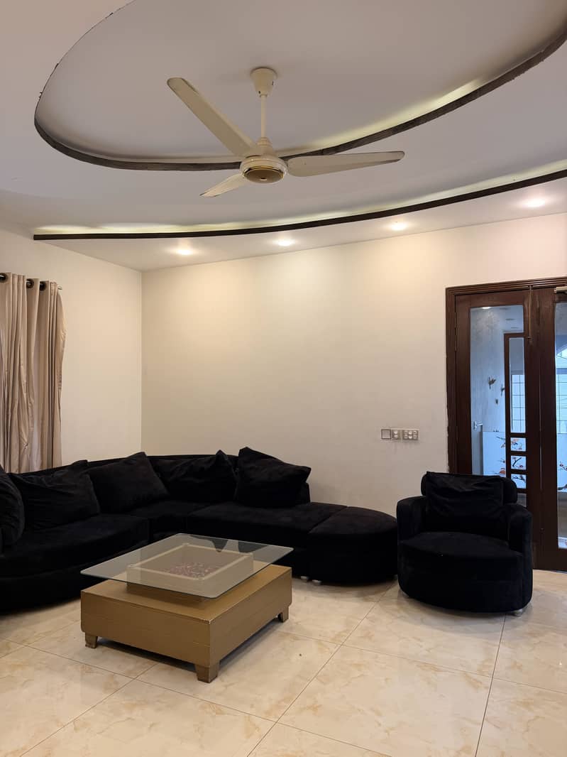 Black Sofa Set 1