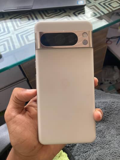 Google pixel 8 pro