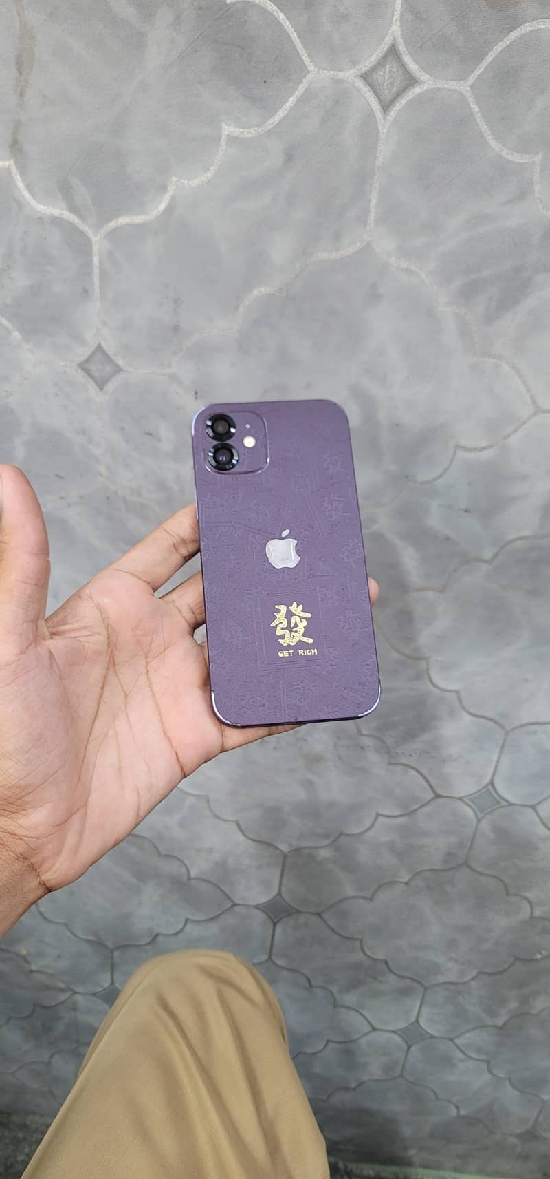 Apple iPhone 12 0