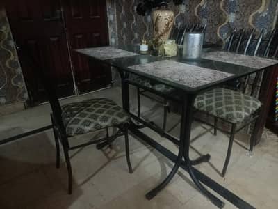 dining table with 4chairs