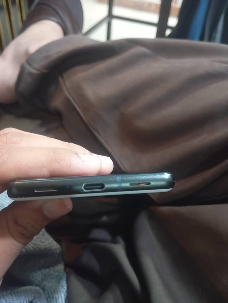 Google Pixel 6a 3