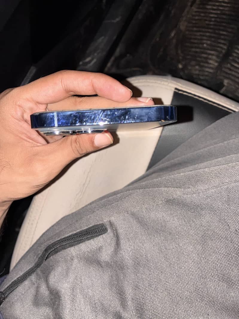 iPhone 13 pro max 8