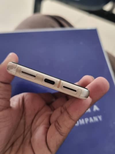 Google pixel 8