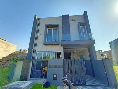 5 Marla Brand New Single Unit House for Rent